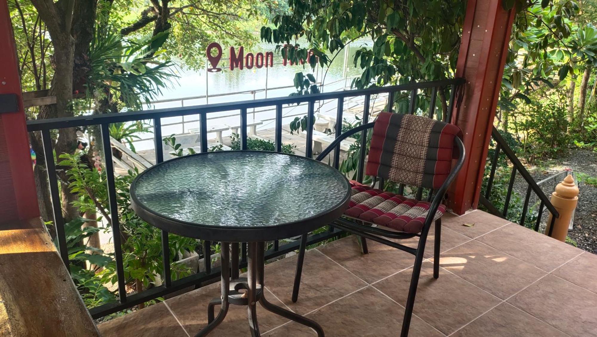 Moon River Resort Phimai Экстерьер фото